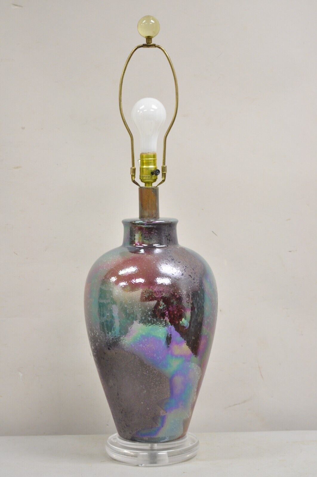 Vintage Postmodern Ceramic Purple Iridescent Jardiniere Modern Table Lamp