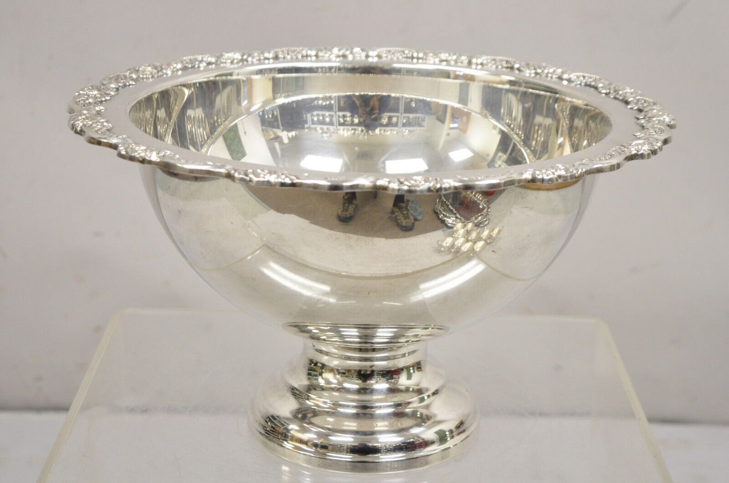Vintage Silver Plated Oneida Punch Bowl Set 10 Crescent Cups - 11 Pc Set
