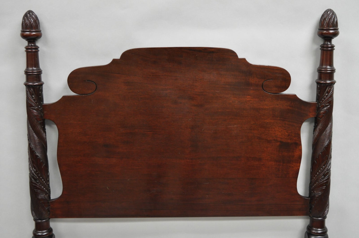 Antique Sheraton Federal Carved Mahogany Acorn Finial Twin Bed by Richter - Pair