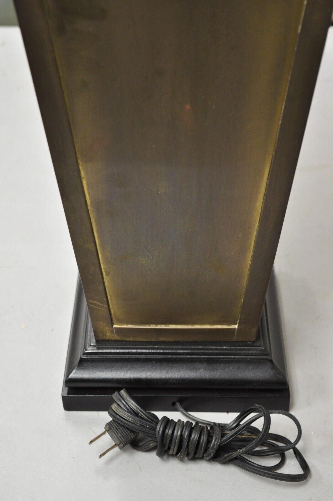 Vintage Chinoiserie Patinated Brass Square Jardiniere Table Lamp Wildwood