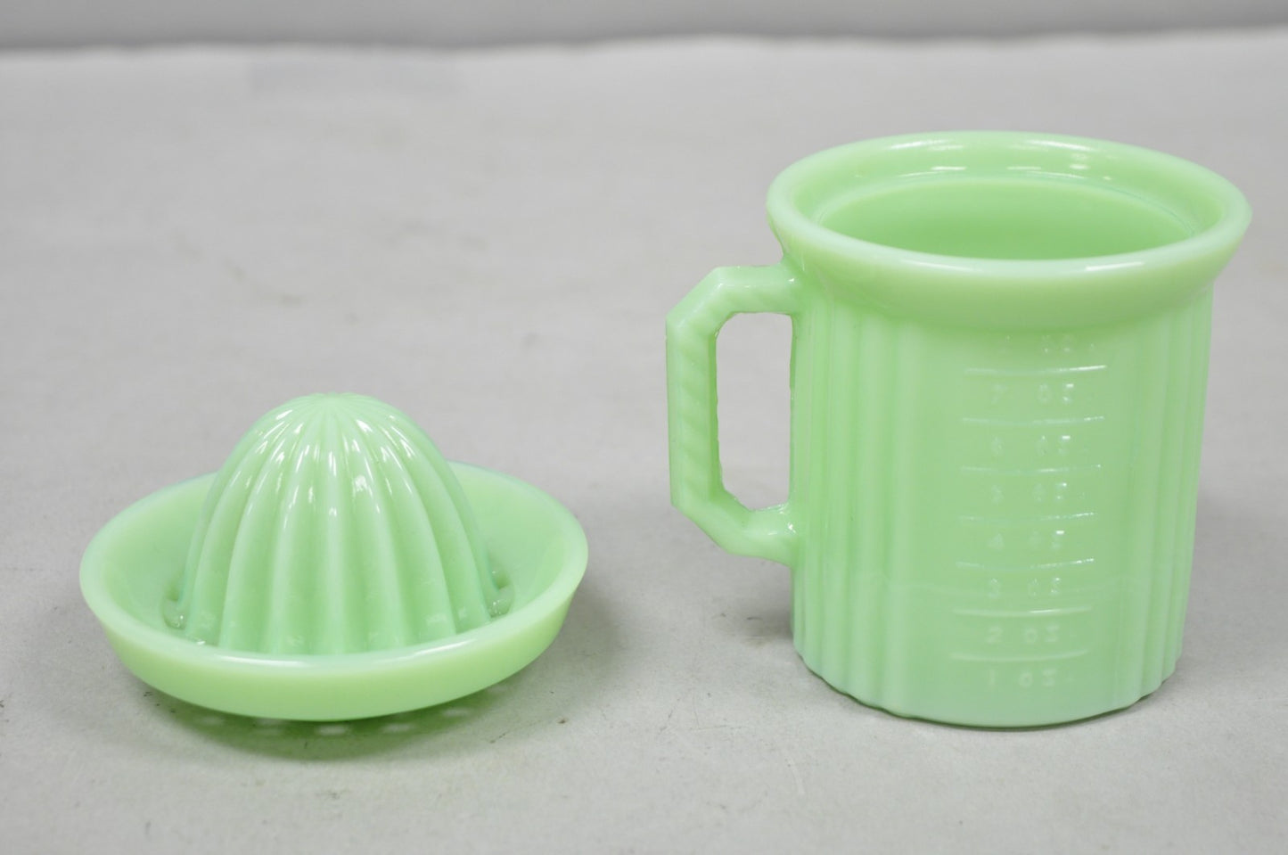 Vintage Green Jadeite Depression Glass 1 Cup Ribbed Juicer Measuring Cup