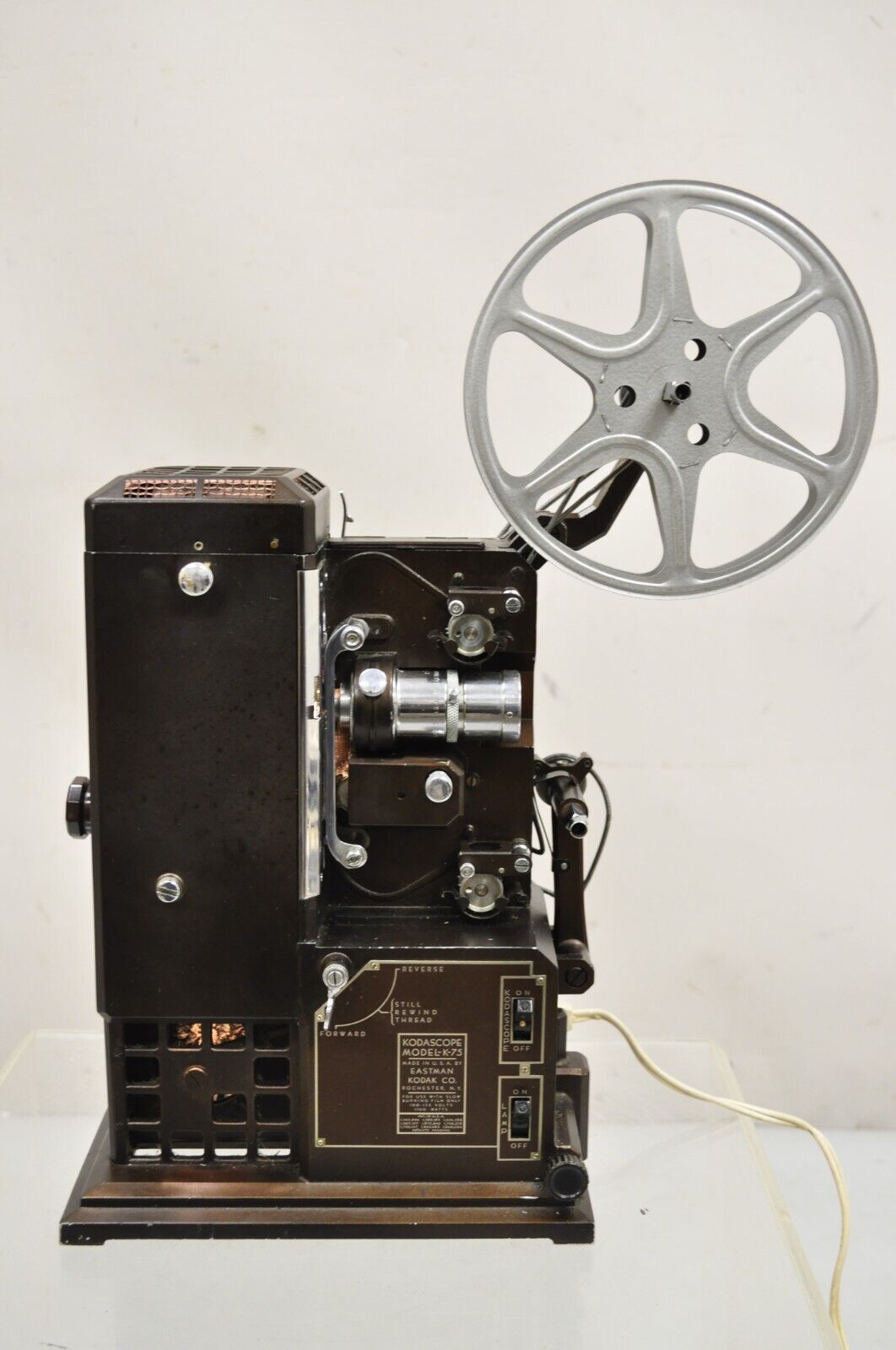 Vintage Eastman Kodak Kodascope Model K-75 Art Deco Movie Projector in Case