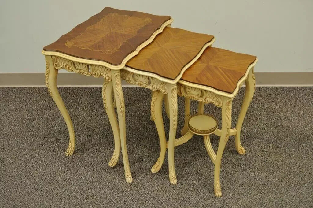 Vintage French Louis XV Style Satinwood Inlay Nesting Side Tables - Set of 3