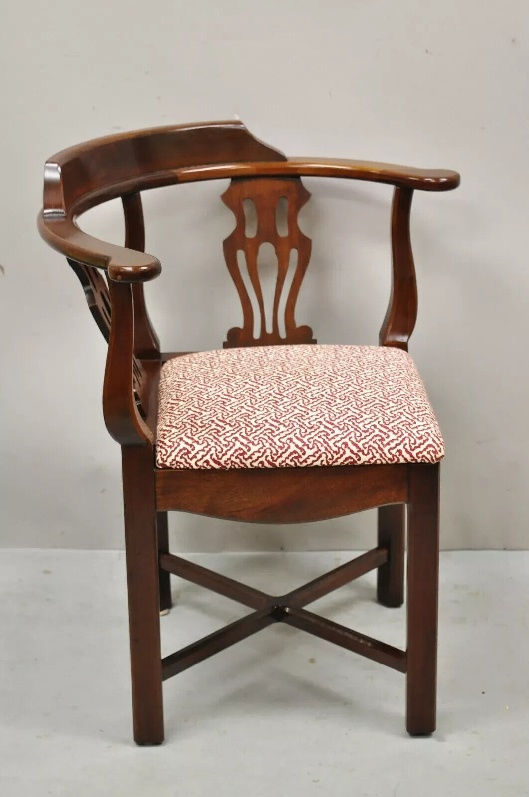 Vintage Mahogany Georgian Chippendale Style Corner Chair by Statesville Ross