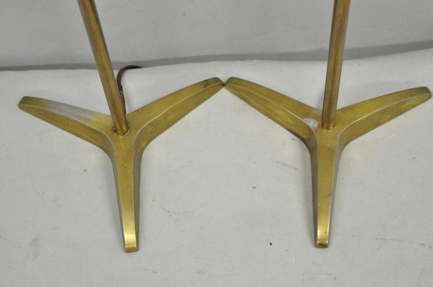 Vintage Gerald Thurston Stiffel Mid Century Modern Brass Tripod Table Lamp Pair
