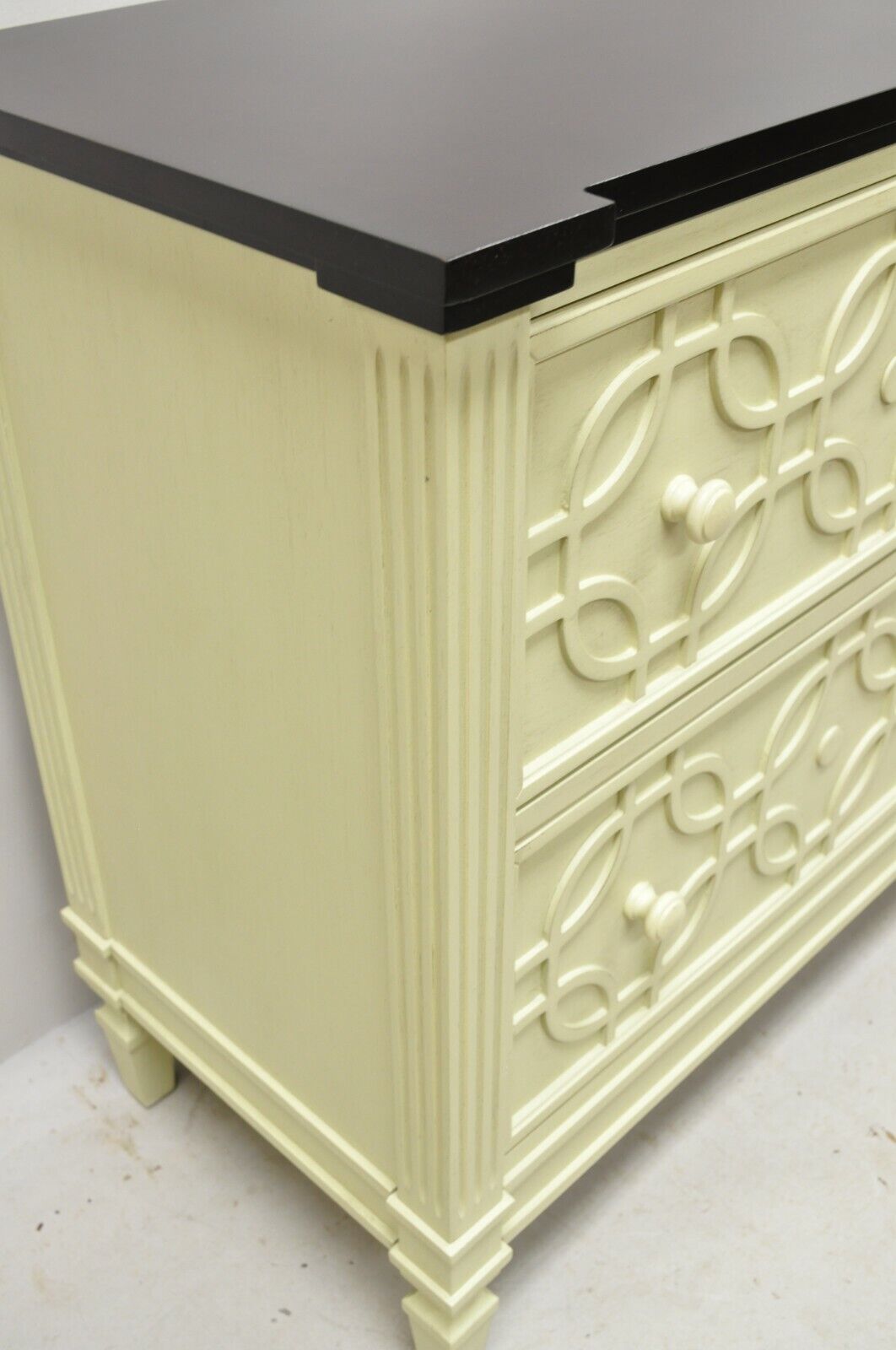 Raymour and Flanigan Maura Accent Chest Hollywood Regency Commode Cabinet