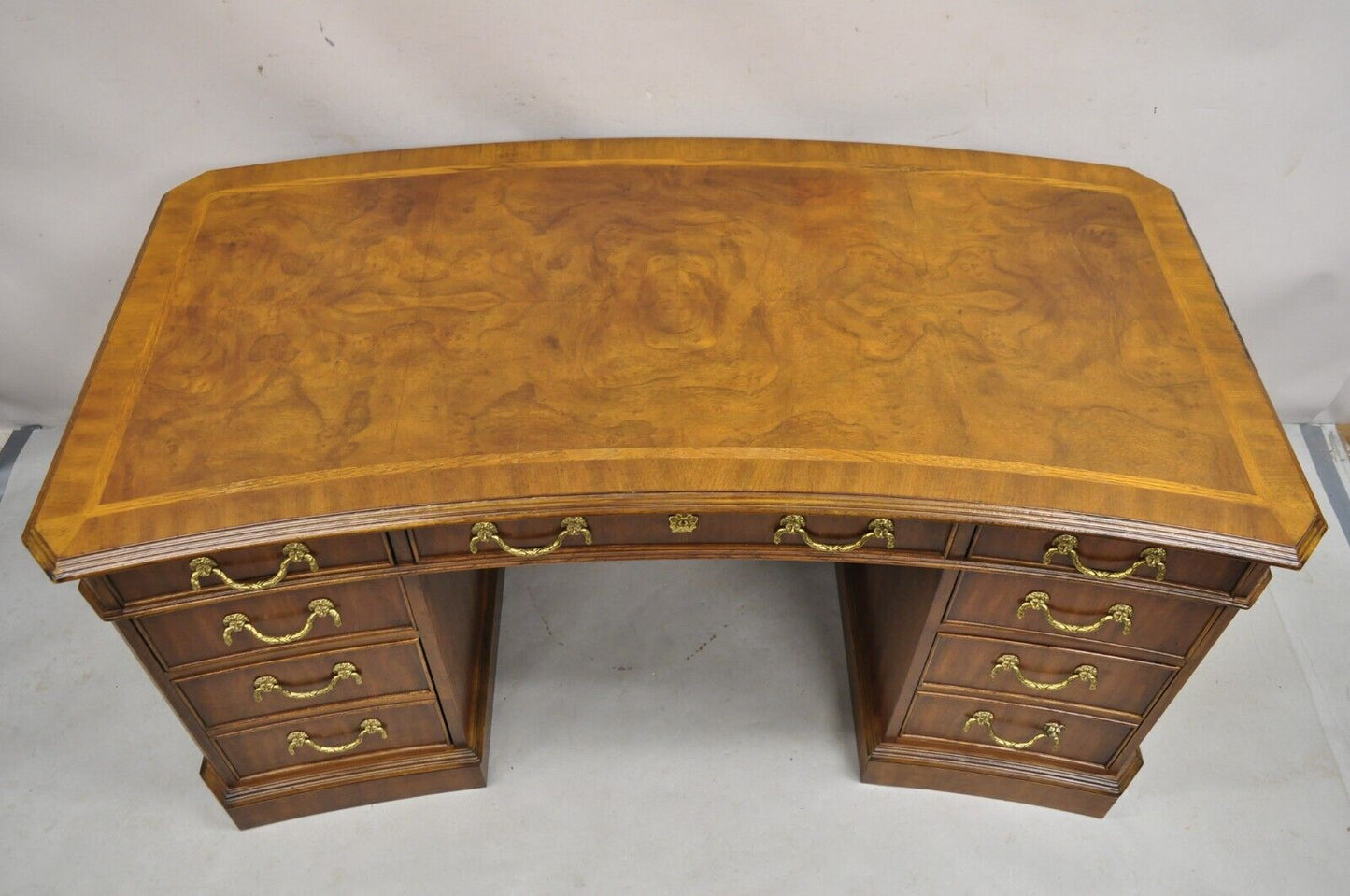 Drexel Heritage Georgian Chippendale Style Inlaid Mahogany Executive Office Desk