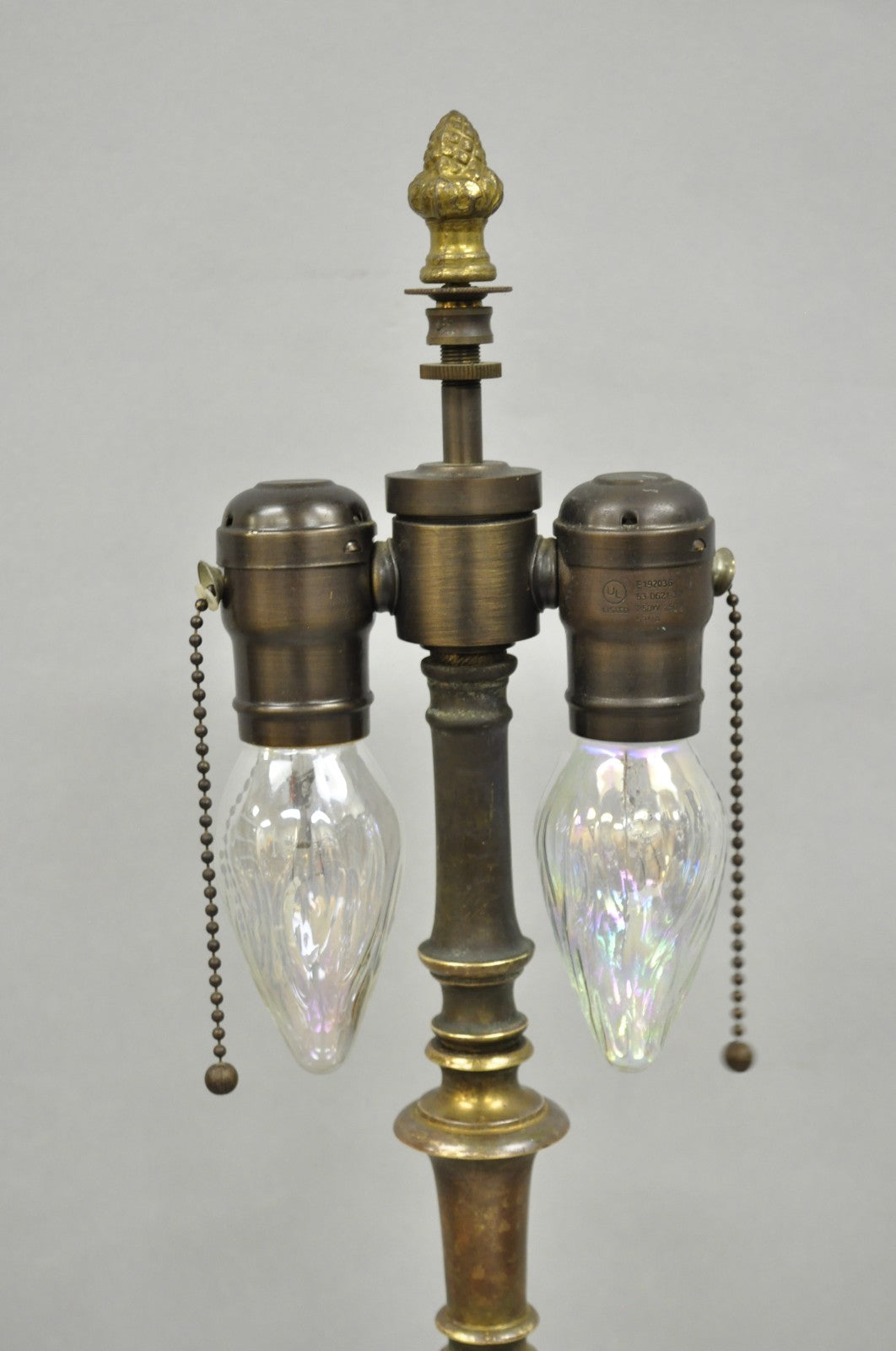 Antique French Neoclassical Louis XV Onyx Urn Figural Bronze Cherub Table Lamp