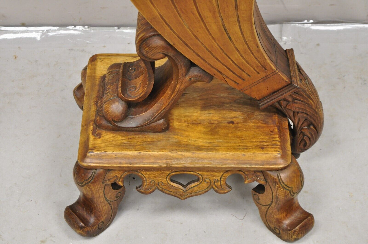 Vintage Carved Teak Wood Fretwork Figural Cornucopia Chinese Plant Stand Planter