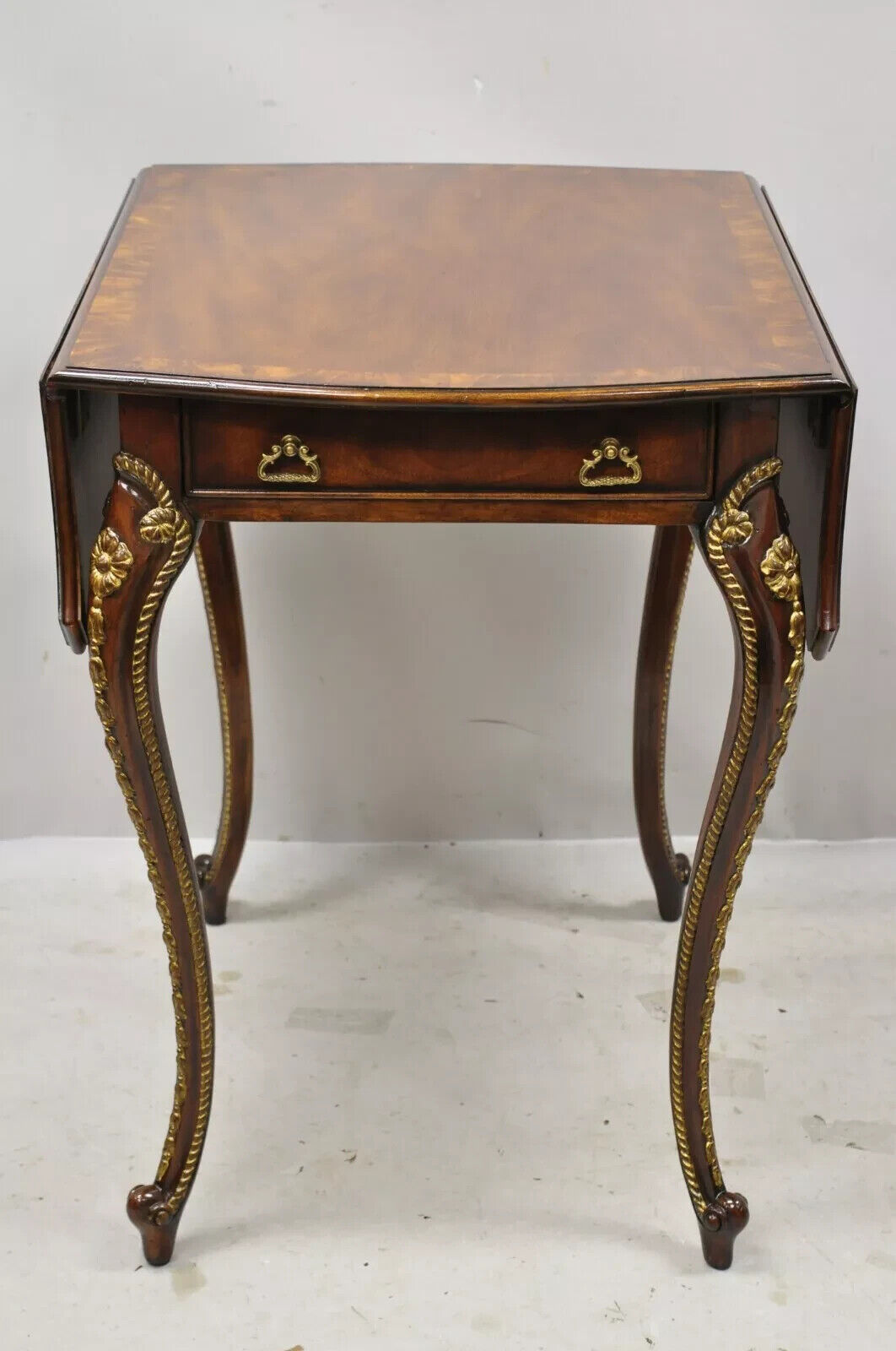 Theodore Alexander Replica English George III Ca. 1775 Pembroke Drop Leaf Table