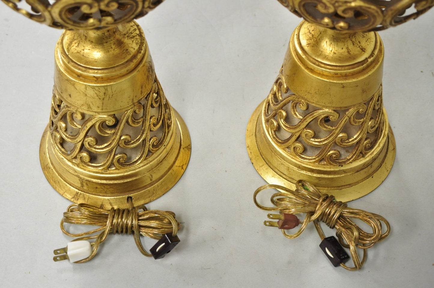 Vintage Italian Hollywood Regency Gold Gilt Iron Metal Fretwork Table Lamps Pair
