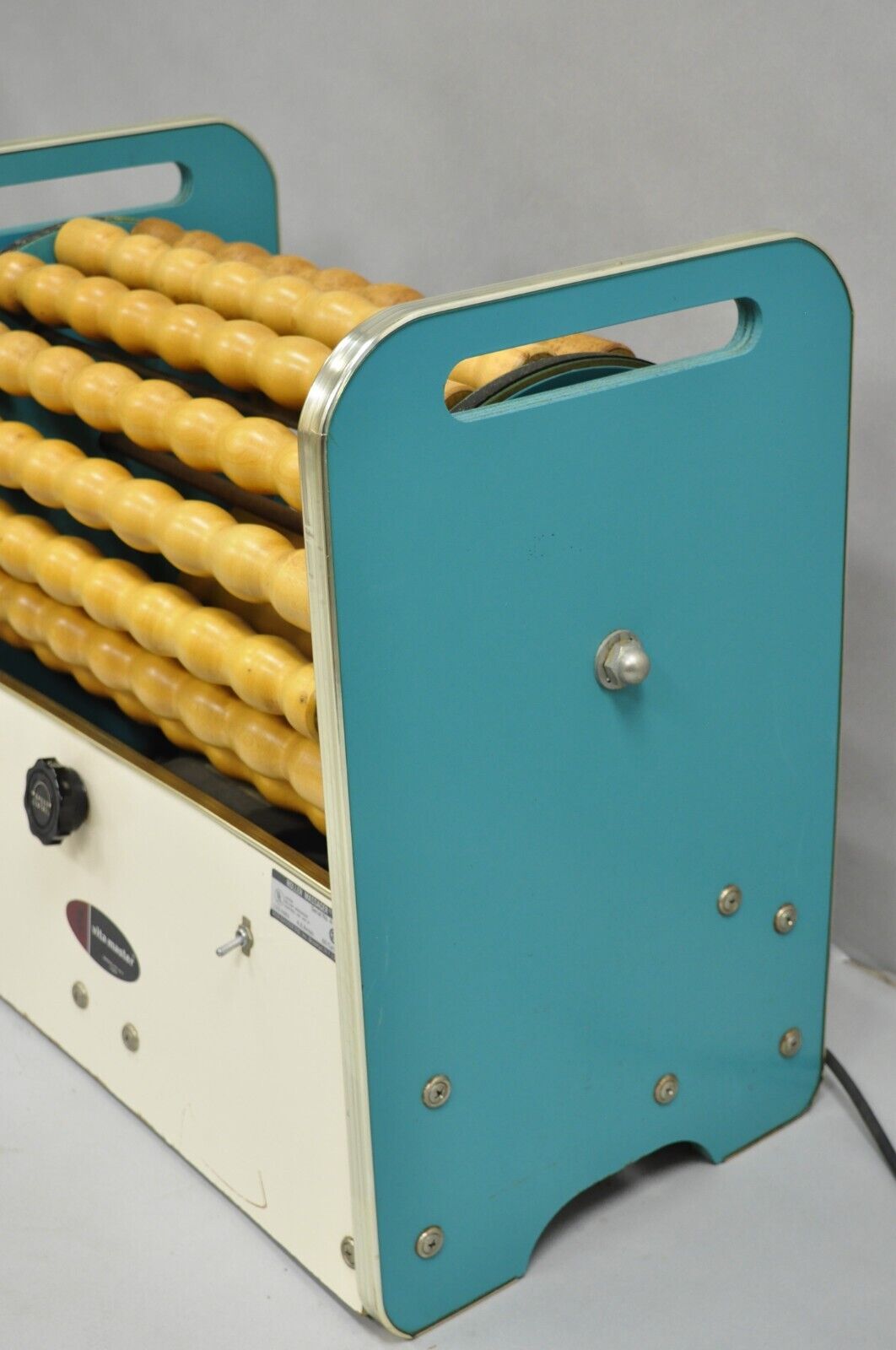 Vintage Vita Master Wood Roller Massager Model VMRL-3 Turquoise Blue - Works
