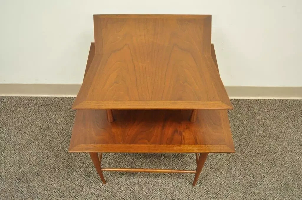 Vintage Mid Century Danish Modern Sculpted Walnut 2 Tier Side End Lamp Table
