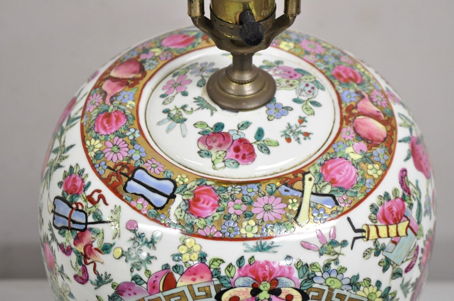 Vintage Chinoiserie Famille Rose Chinese Porcelain Asian Ginger Jar Table Lamp