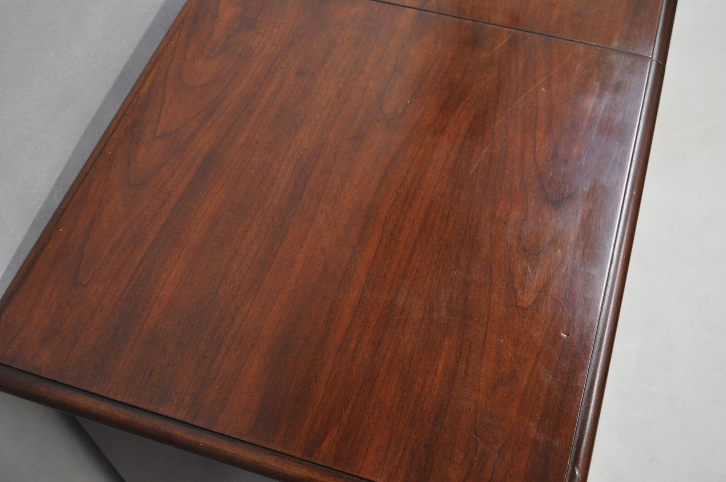 Vintage Drexel Heritge Georgian Style Cherry Wood Dry Bar Server Cabinet