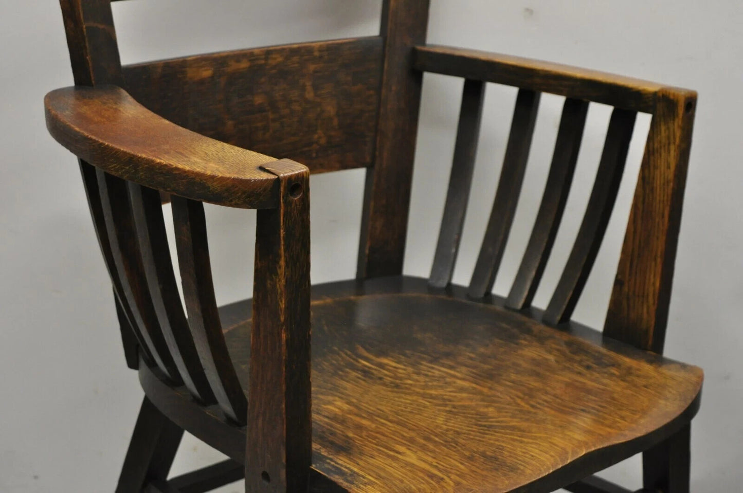 Antique Arts & Crafts Mission Oak Bowed Spindle Plank Seat School Arm Chair