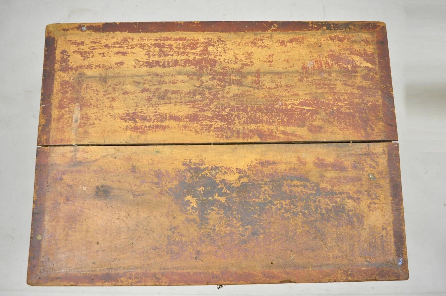 Antique American Primitive Wooden Distressed Paint Crafts Organizer Parts Box