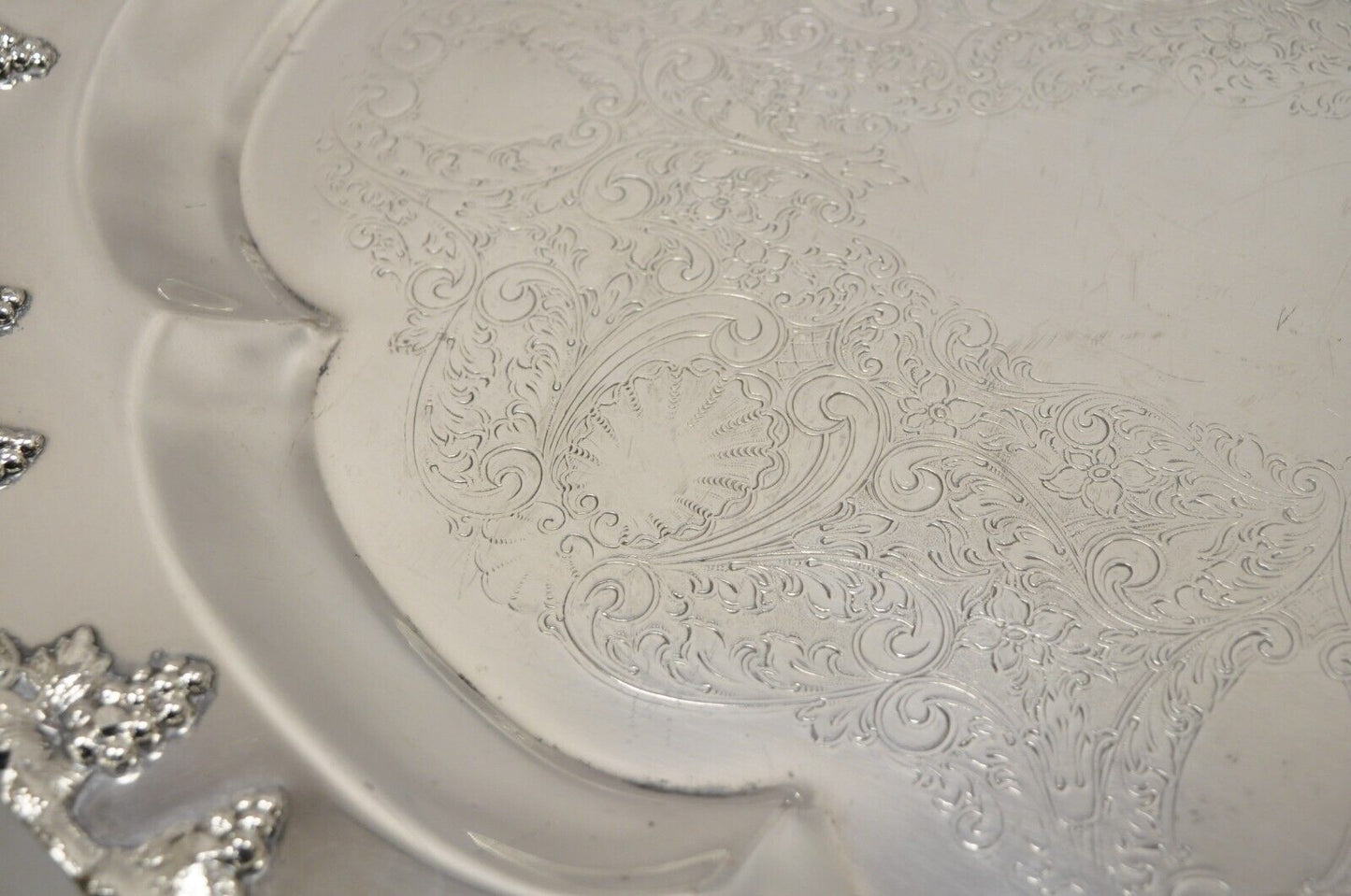 Vtg Sheffield Reproduction Victorian Style Grape Cluster Twin Handle 27" Platter