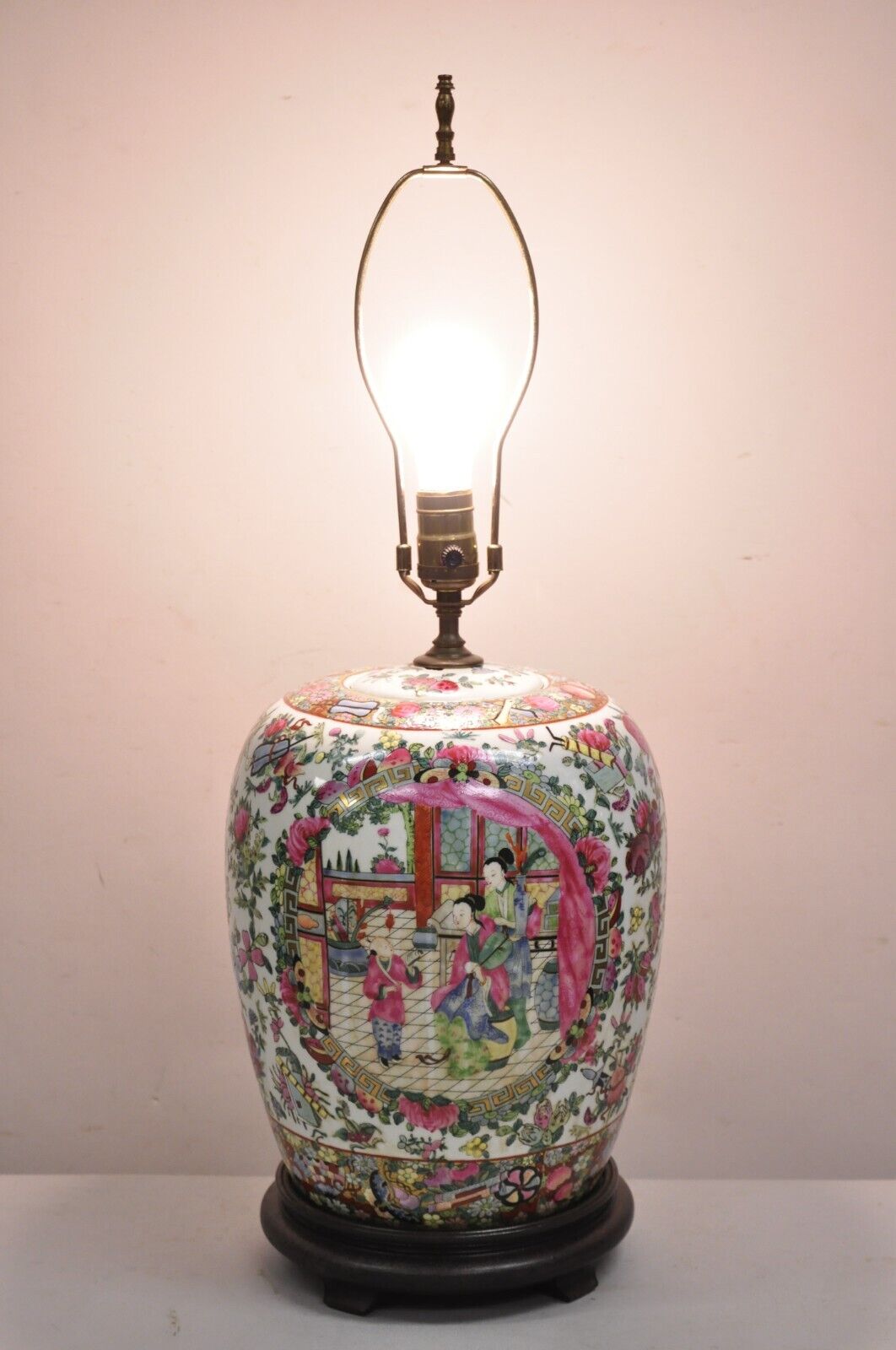 Vintage Chinoiserie Famille Rose Chinese Porcelain Asian Ginger Jar Table Lamp