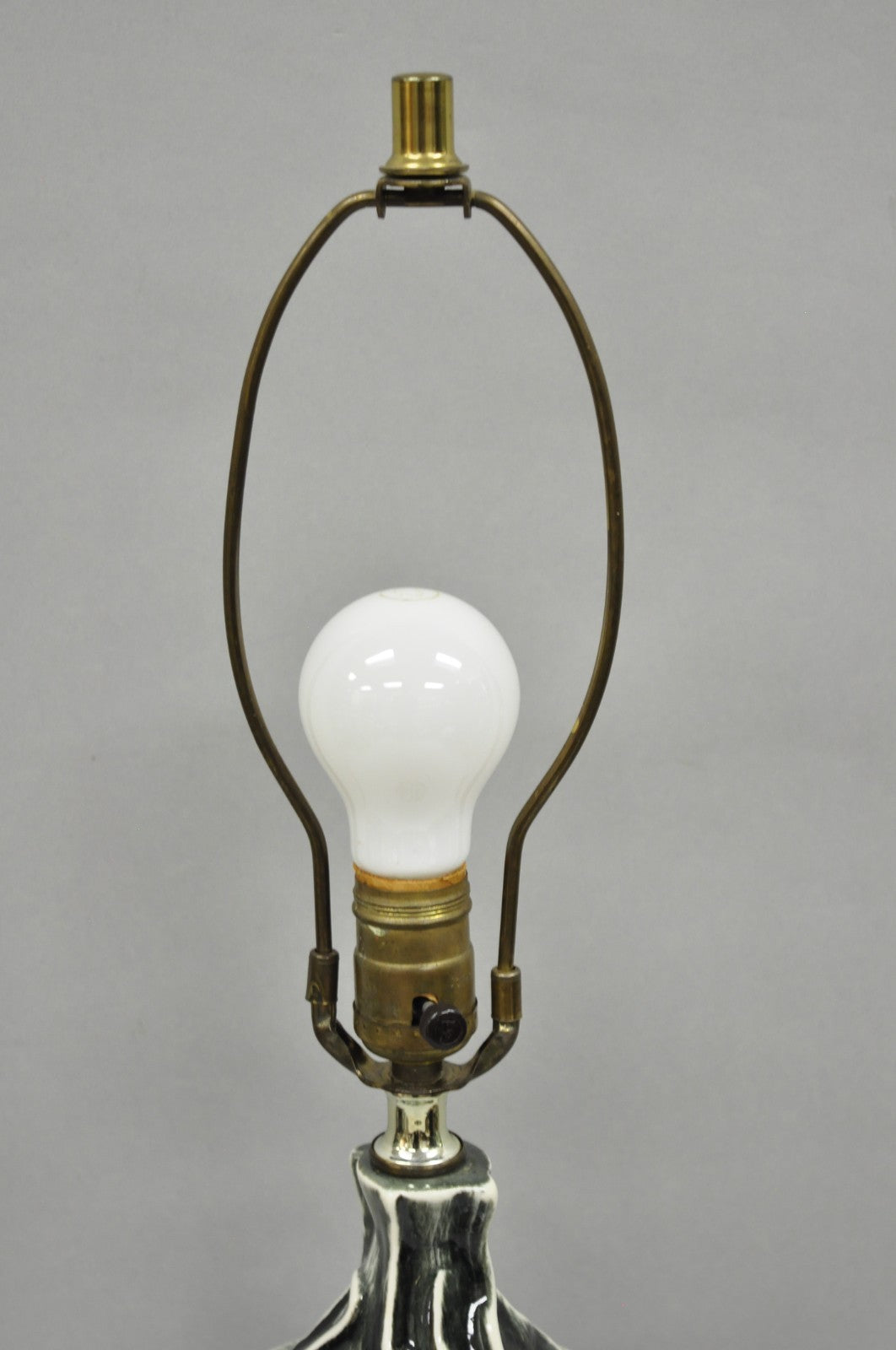Vintage Mid Century Modern Grey Glazed Ceramic Geometric Aztec Brass Table Lamp