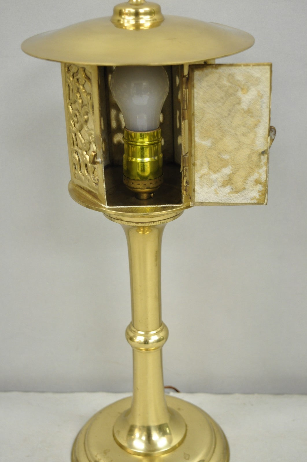 Vintage Brass Fretwork Japanese Lantern Small Chinoiserie Oriental Table Lamp