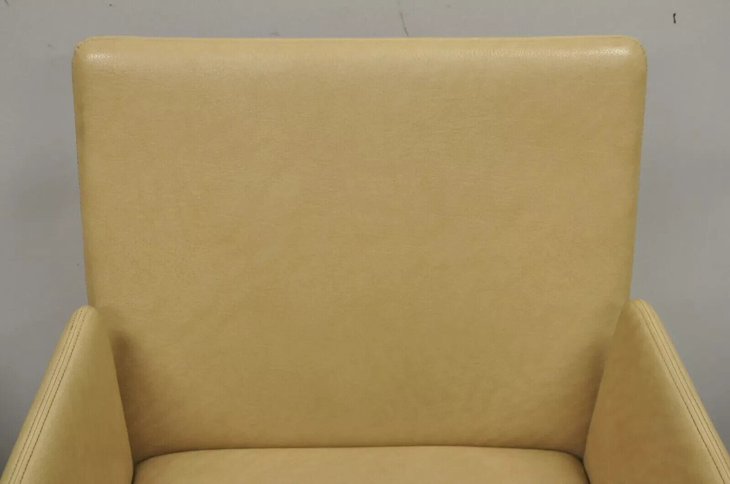 Coalesce Steelcase Beige Leather Model 1510 Switch Guest Arm Chair (A) - a Pair