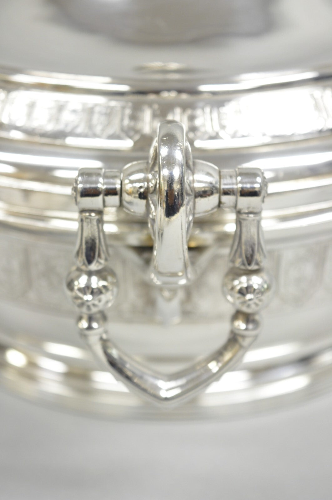 Antique English Victorian Edwardian Reed & Barton Silver Plated Soup Tureen