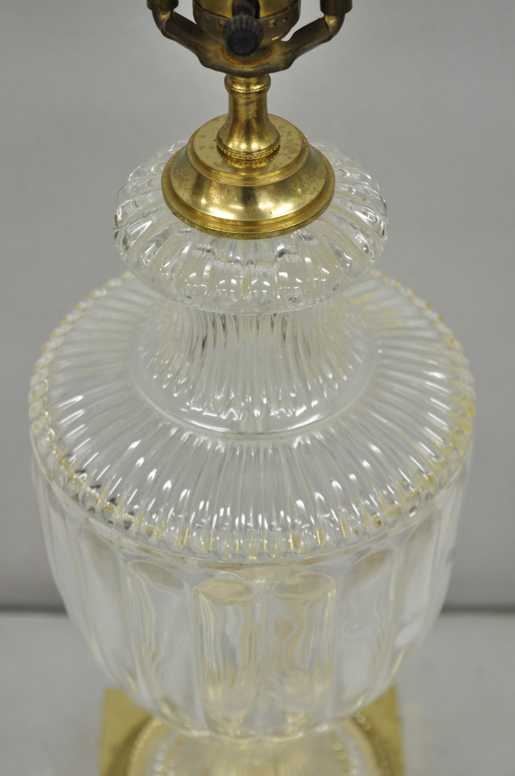 Vintage French Empire Neoclassical Faceted Crystal Glass Urn Brass Table Lamp