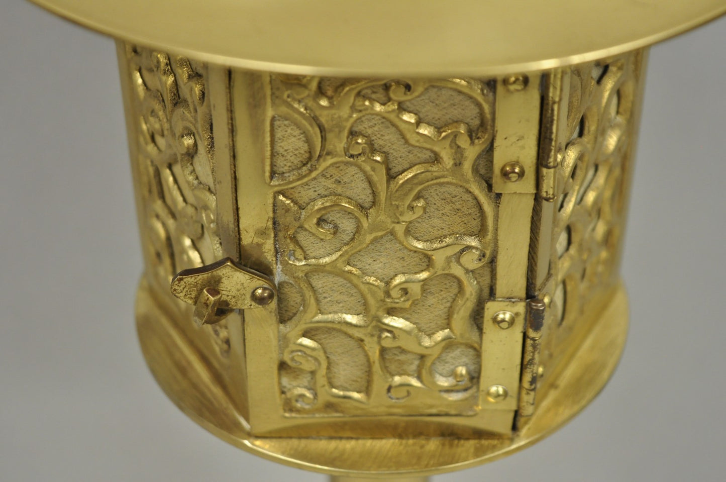 Vintage Brass Fretwork Japanese Lantern Small Chinoiserie Oriental Table Lamp