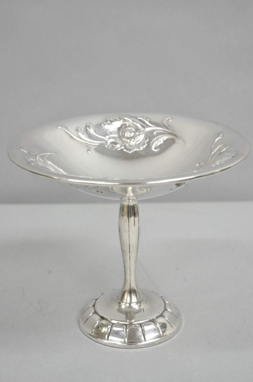 Antique Victorian Floral Repousse WMA Rogers Silver Plated Footed Compote Dish
