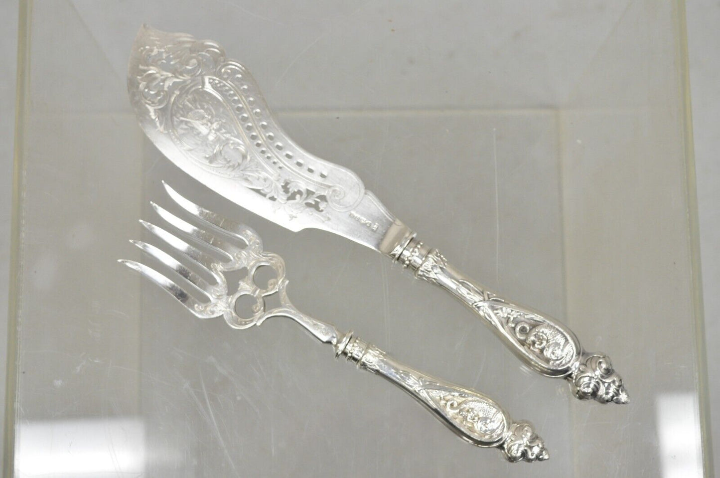 Antique English Victorian Silver Plated Figural Fish Service Fork Knife Set