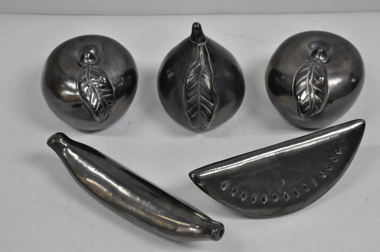 Dona Rosa Barro Negro Black Pottery Fruit Mexico Mid Century Modern - 5 Pcs