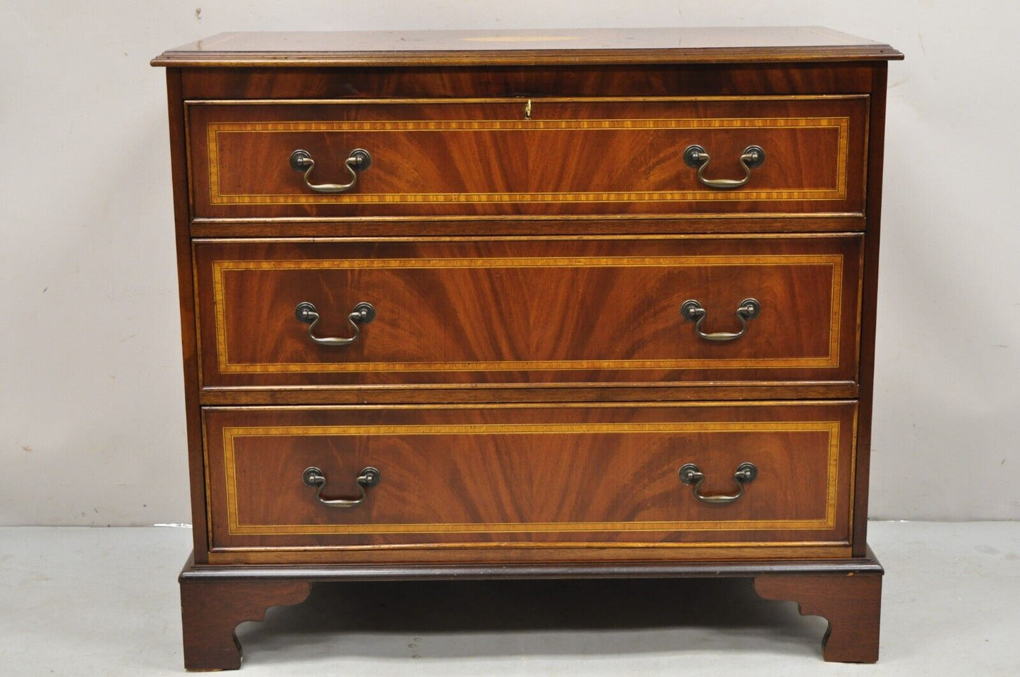 Vintage English Edwardian Style Mahogany Pinwheel Inlay 3 Drawer Dresser Chest