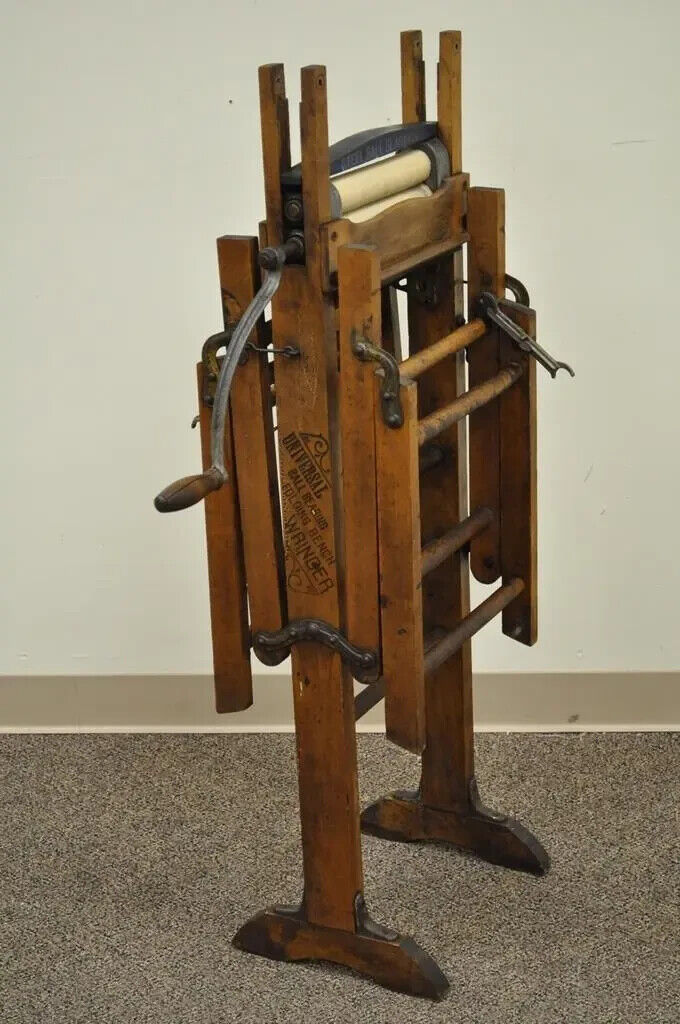 Antique Horse Shoe Brand Universal Ball Bearing Folding Clothes Wringer Bench