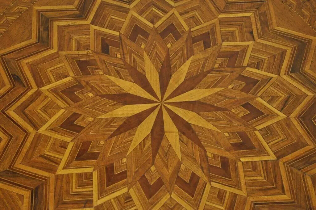 19th C Antique Italian Sorrentino Parquetry Inlaid Round Pedestal Center Table