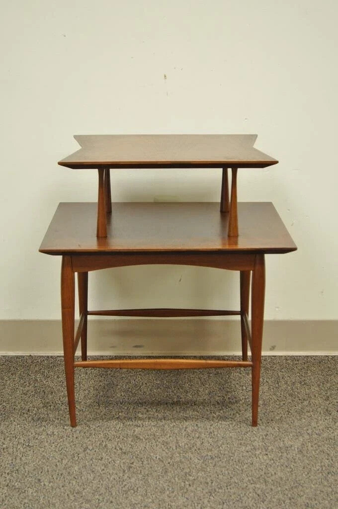 Vintage Mid Century Danish Modern Sculpted Walnut 2 Tier Side End Lamp Table