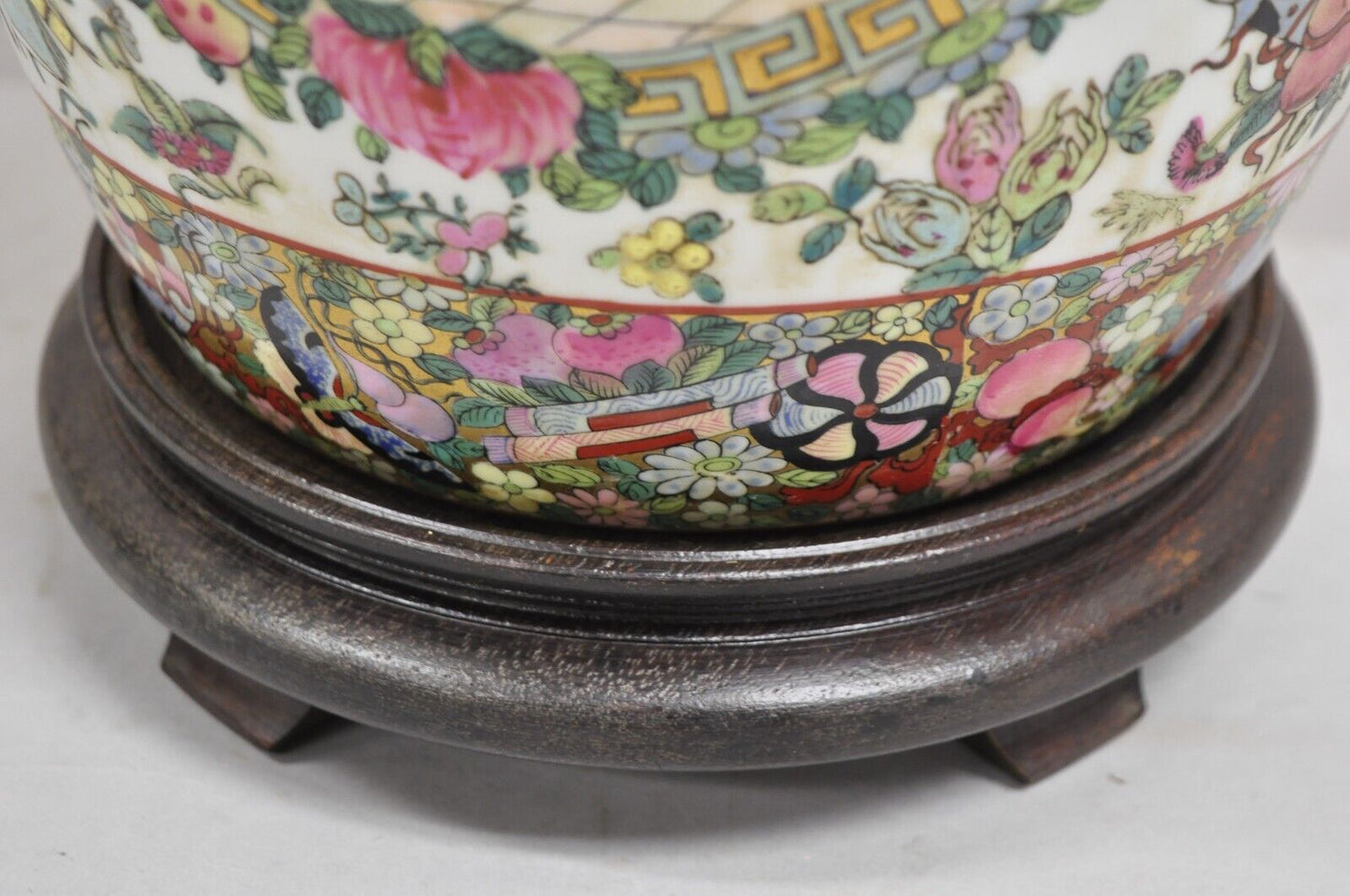 Vintage Chinoiserie Famille Rose Chinese Porcelain Asian Ginger Jar Table Lamp