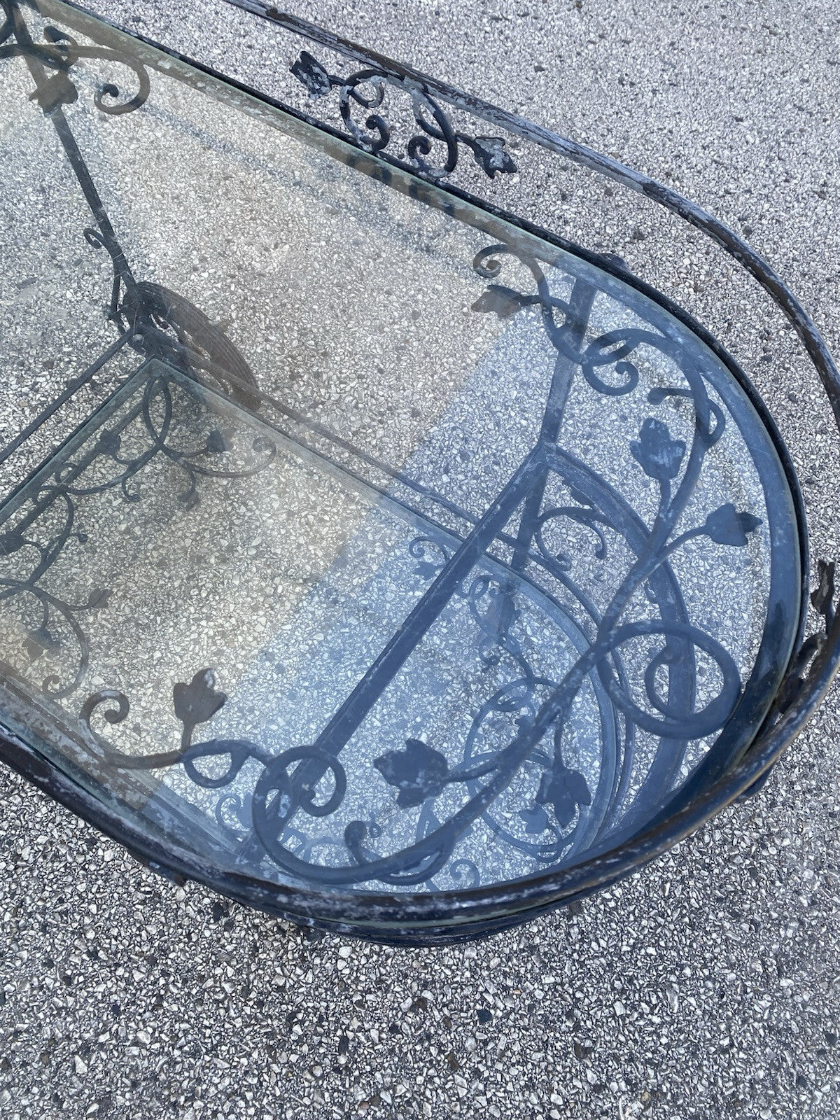 Vintage Woodard Wrought Iron Leaf & Vine Curved Glass Garden Patio Bar Tea Cart