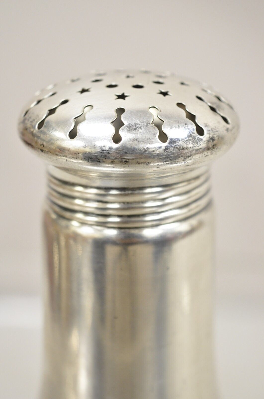 Antique Wilcox SP Co. 4281 Silver Plated Seasoning Spice Shaker "E" Monogram