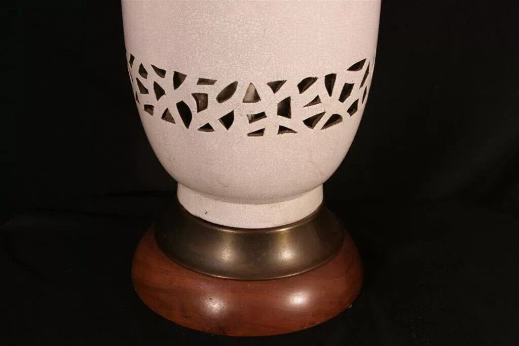 Vintage Mid Century Modern Glazed Pottery Ceramic White Fretwork Table Lamp