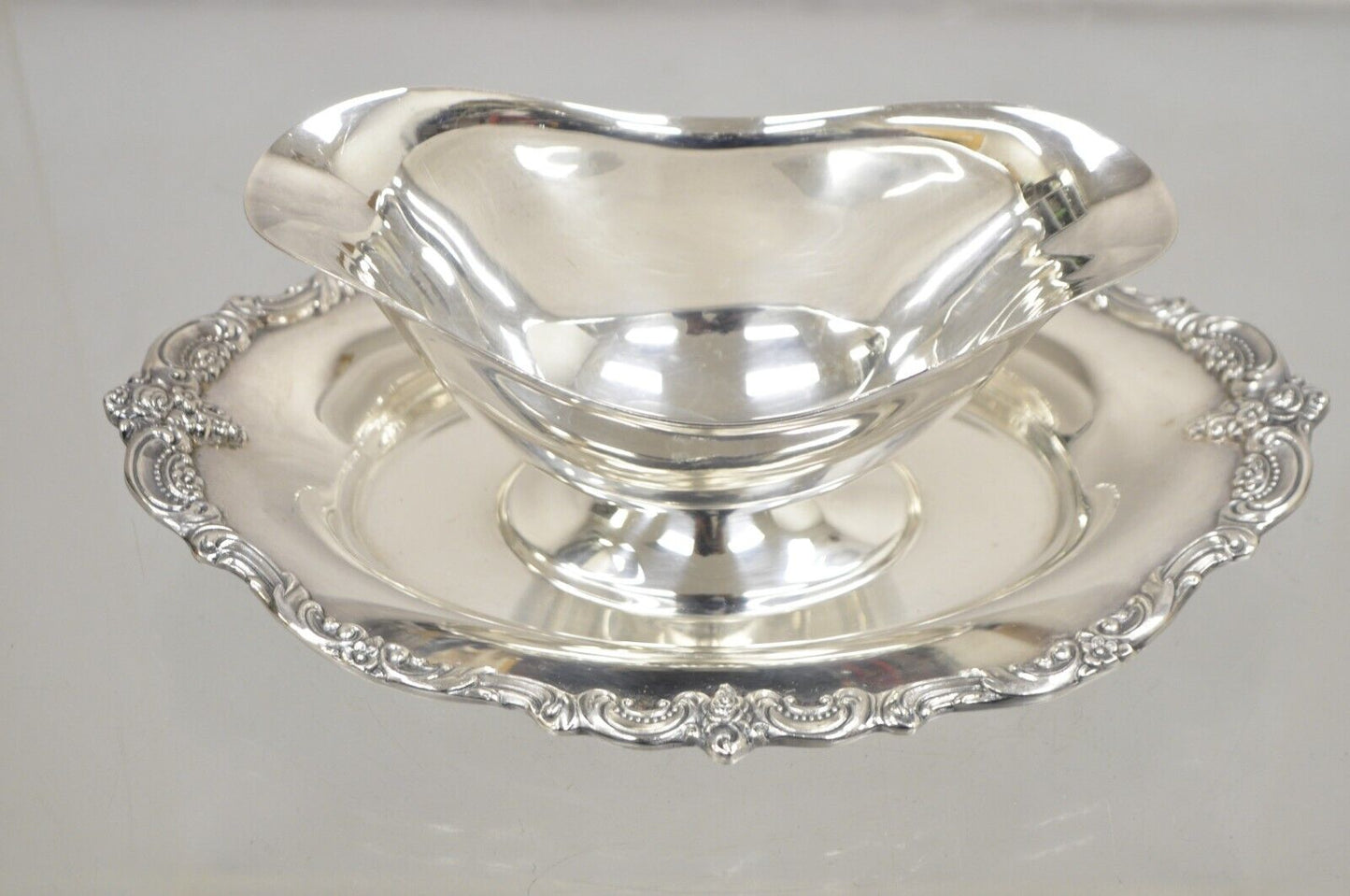 Vintage Towle 2909 Victorian Silver Plated Gravy Boat on Attached Plate