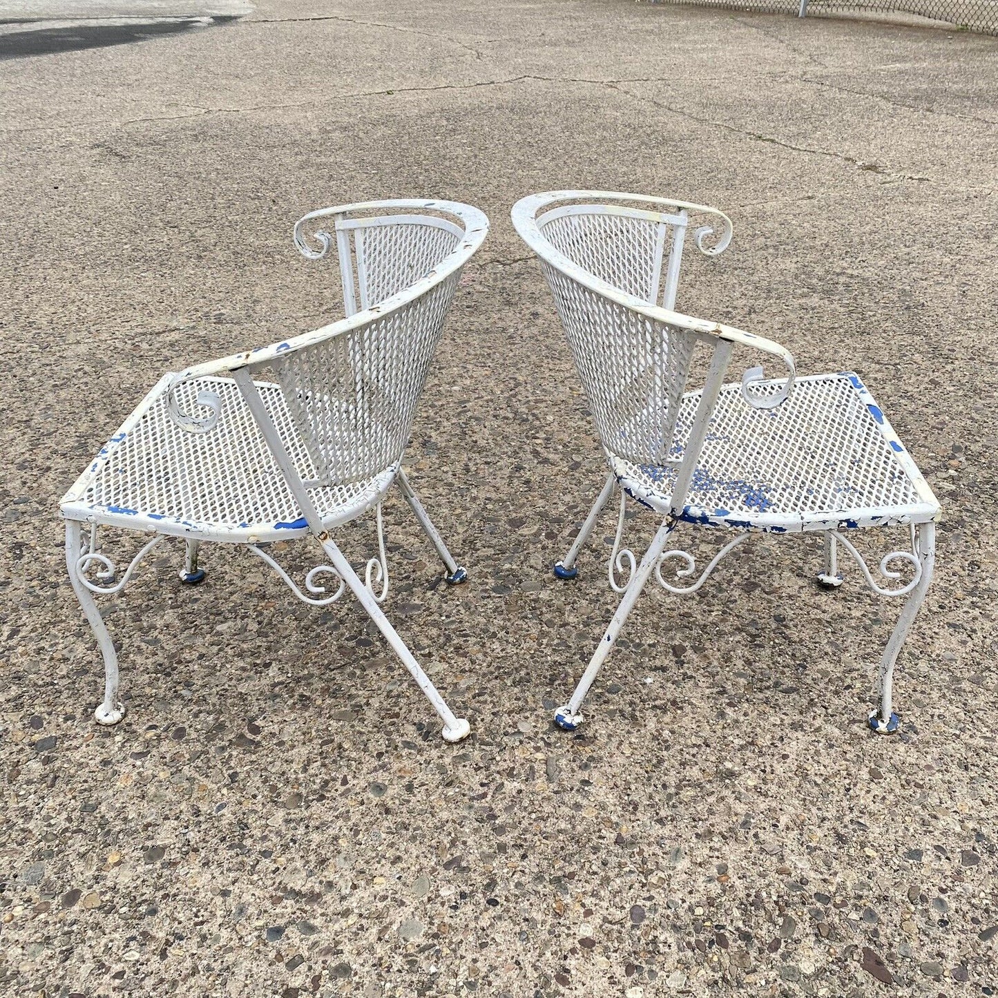 Vtg Wrought Iron Woodard Salterini Style Mid Century Outdoor Patio Chairs - Pair