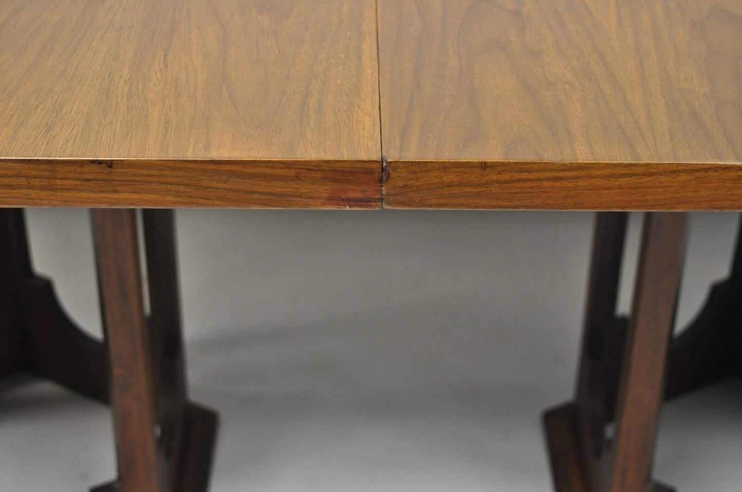 Harvey Probber Style Walnut Mid Century Modern Sculptural Pedestal Dining Table