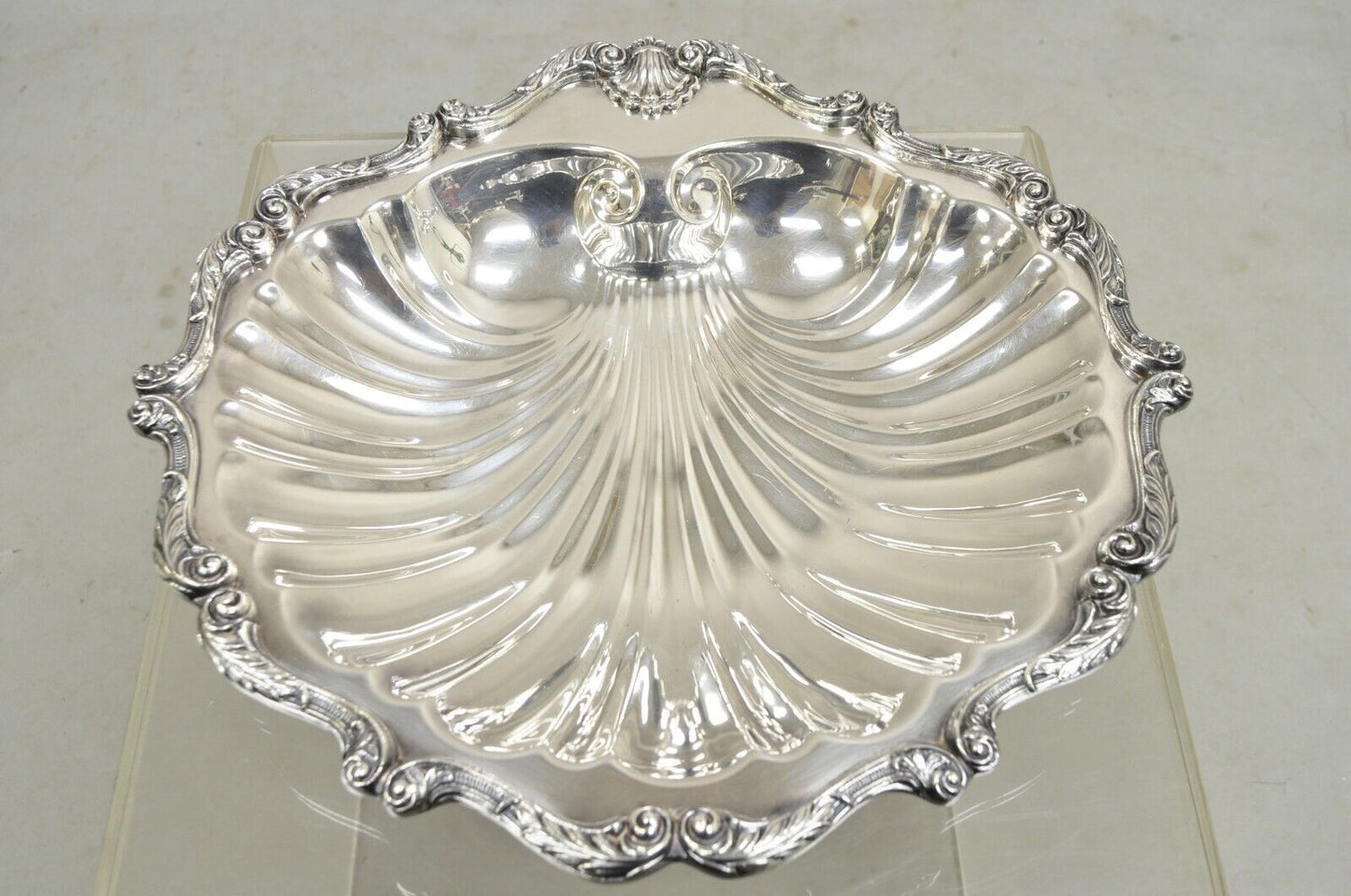 Vintage English Silver MFG Victorian Silver Plated Large Clam Shell Dish Bowl