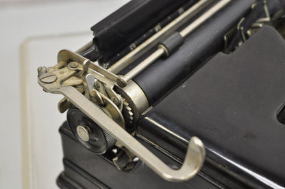 Antique 1938 Royal Model O Vintage Art Deco Black Portable Typewriter