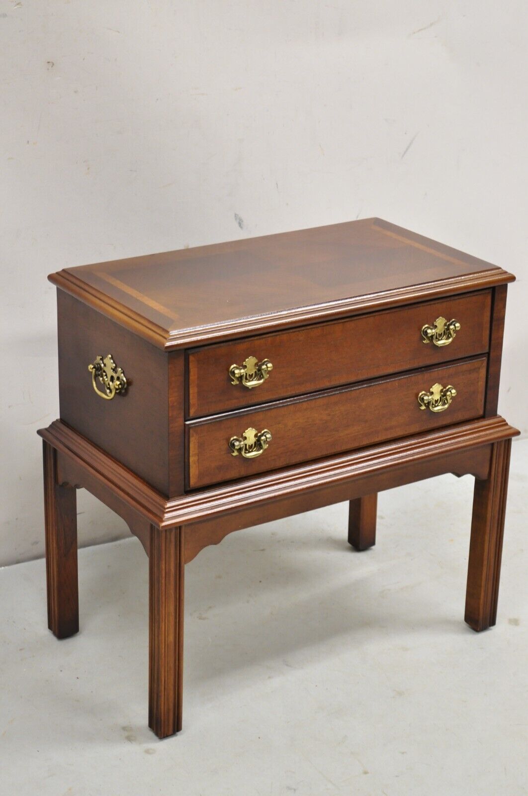 Lane Chippendale Style Banded Mahogany Wood 2 Drawer Small Side Table Chest