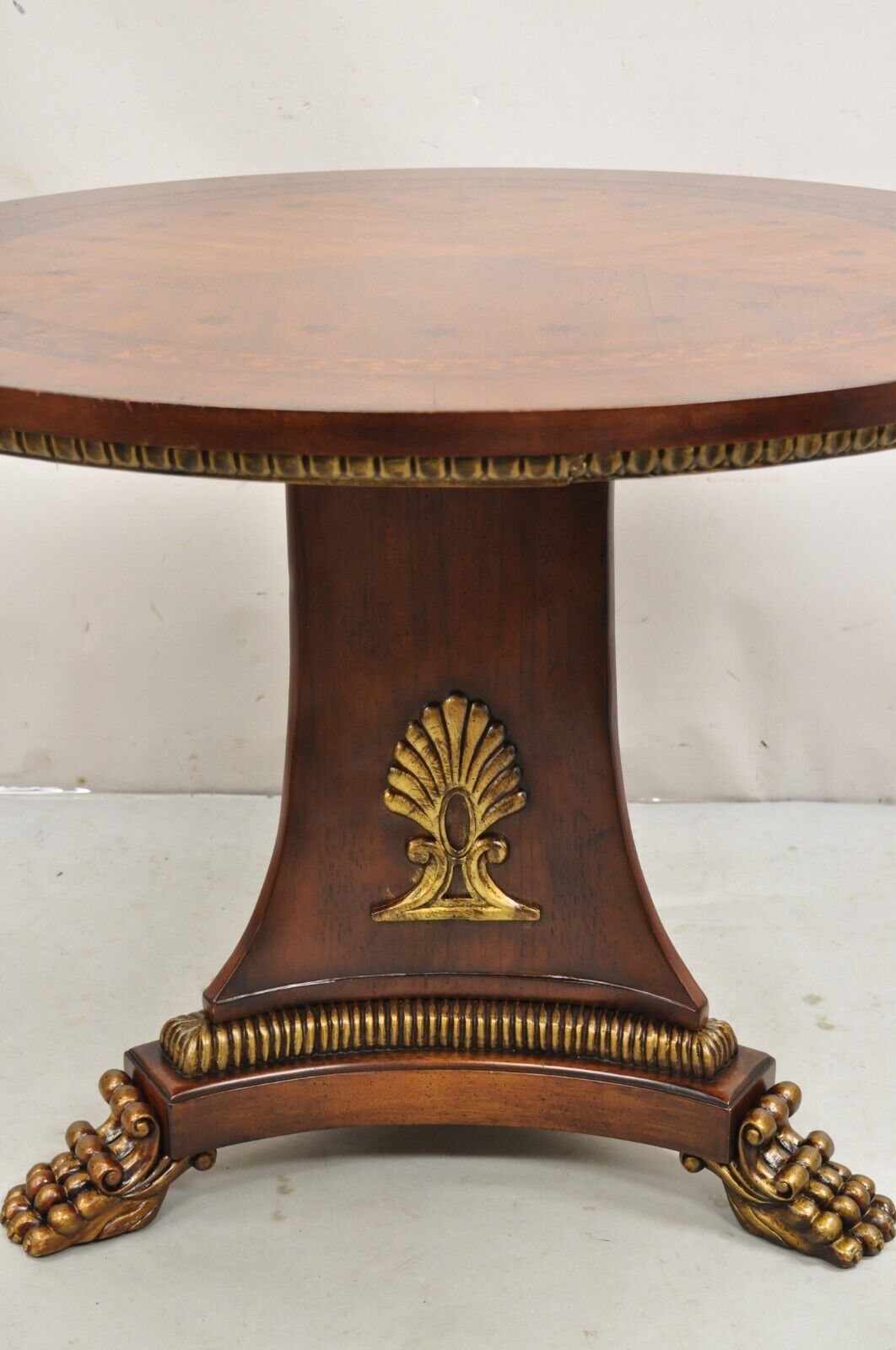 Italian Regency Style Marquetry Inlay Paw Feet Pedestal Base Round Center Table