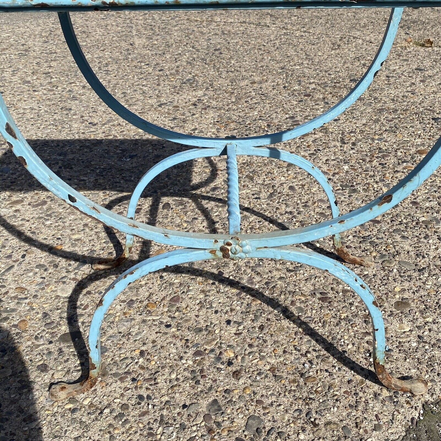 Vintage Italian Hollywood Regency Wrought Iron Curule Garden Patio Side Table