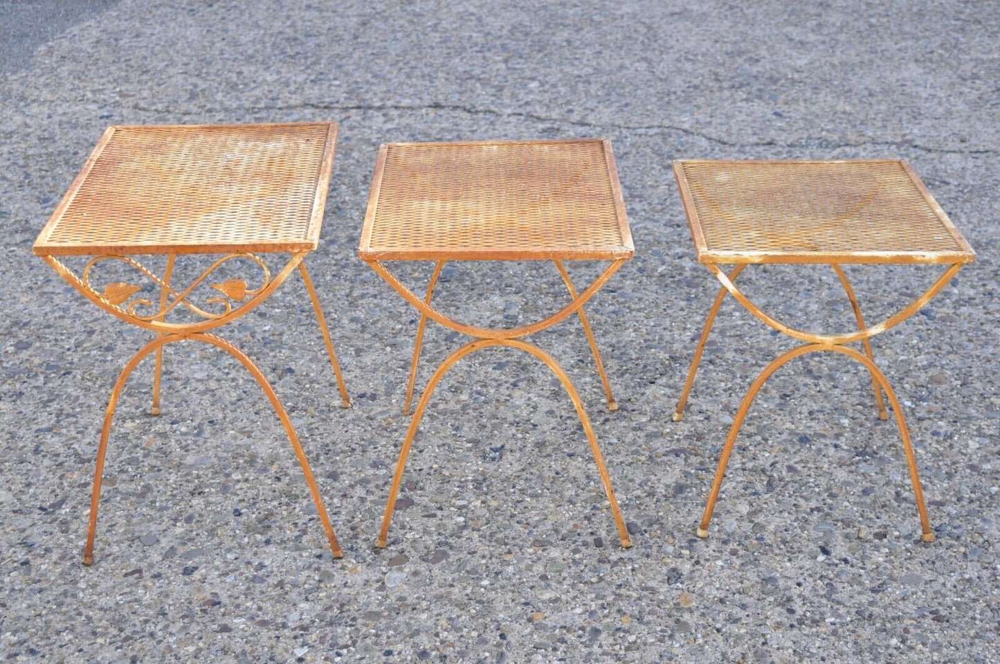 Vintage Salterini Mid Century Wrought Iron Nesting Side Tables - Set of 3