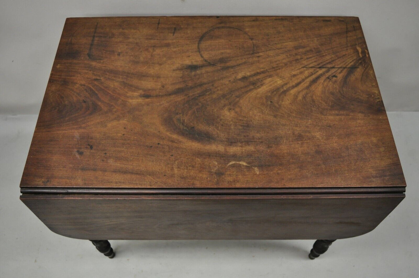 19th Century American Sheraton Mahogany Drawer Drop Leaf Breakfast Dining Table